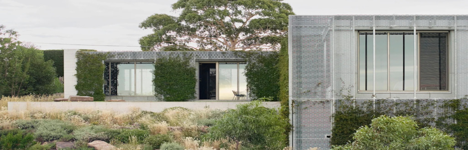 How to hide from the neighbours (without them even noticing)