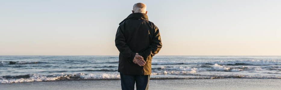 Older men are experiencing loneliness more than ever claims report